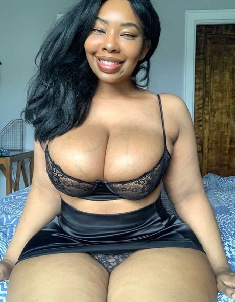 Storms007 nude model images