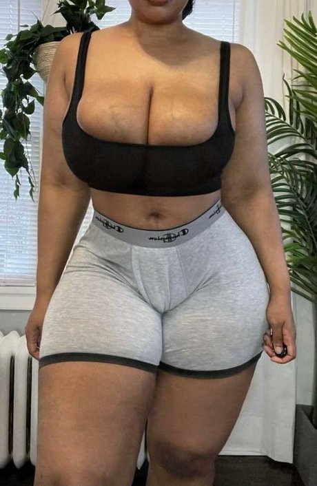 Storms007 model adult img