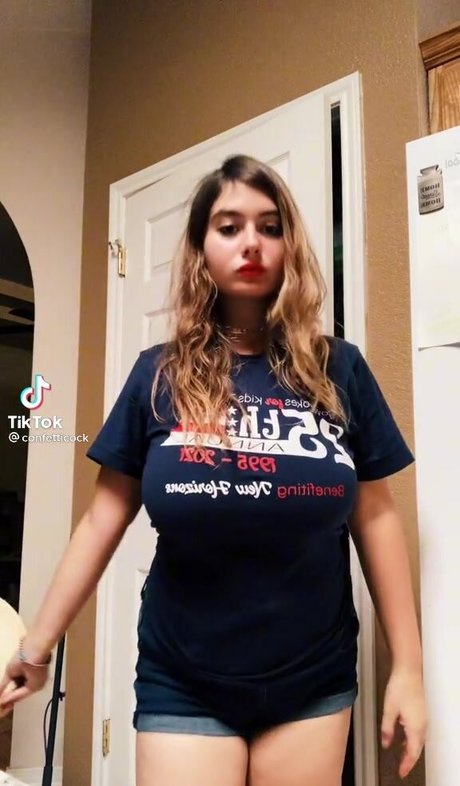 Vangie art pornstar img