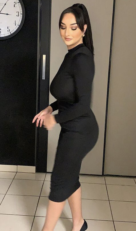 am hailil pretty star image