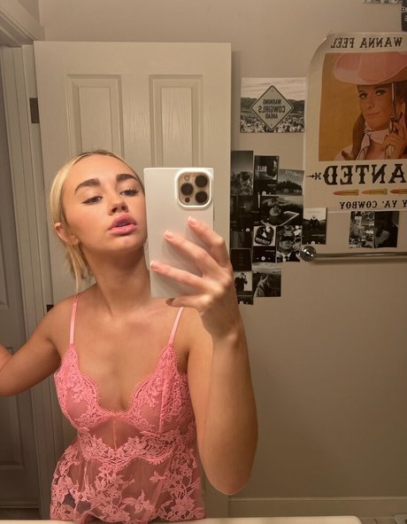 hottest midget onlyfans free naked images