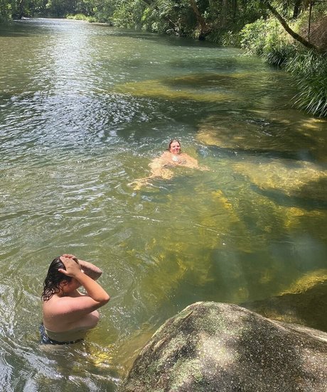 Mirra R beautiful model gallery