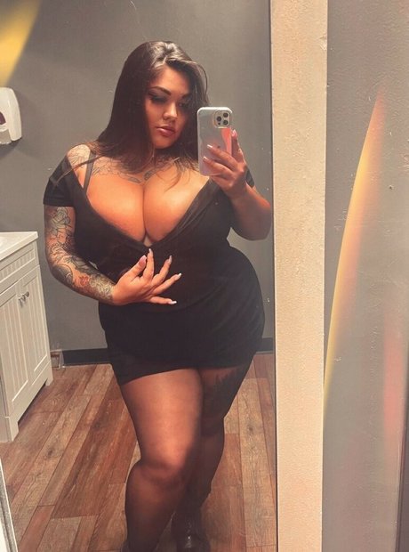 ethacake pornstar pretty images