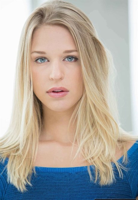 Lacey Johnson pornstar beautiful pic