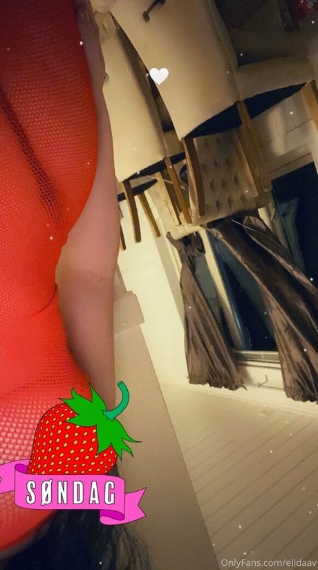 elidaav pornographic star img