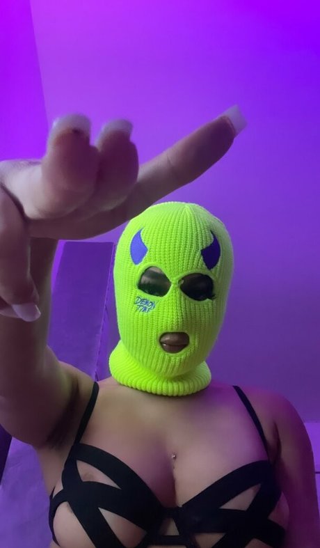 chelsea13k sexy actress photos