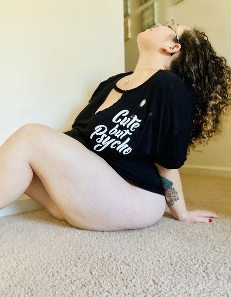 queenkenz28 nude star gallery