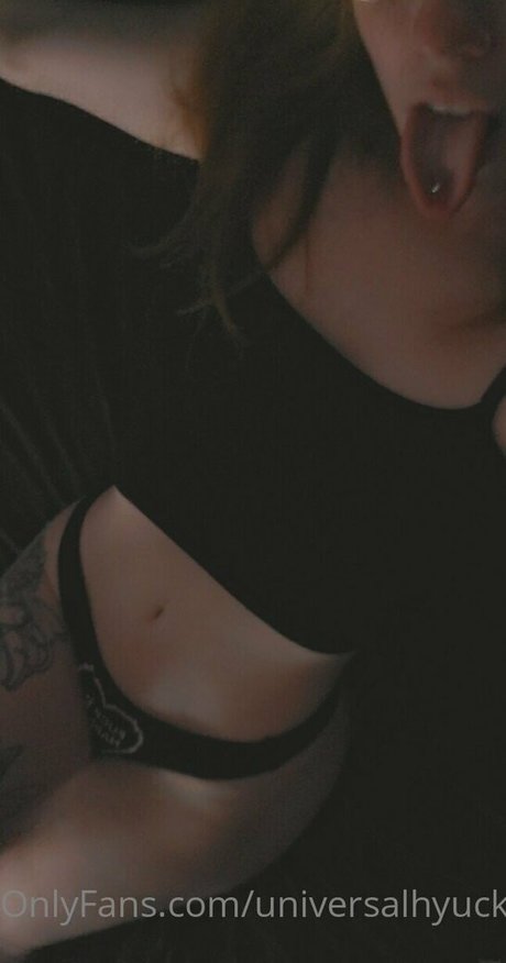 universalhyuckboy sex pornstar photos