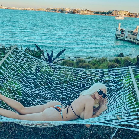 jerking onlyfans exclusive pics