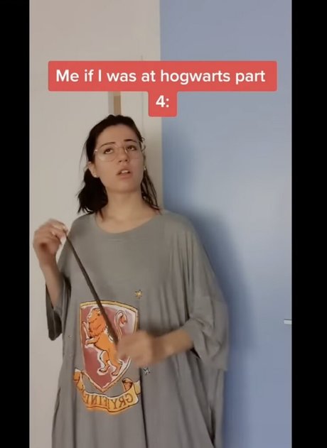 ailaughatmyownjokes nudes actress gallery