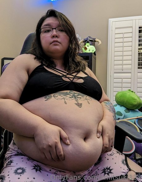 xmitsuki13x star nude picture