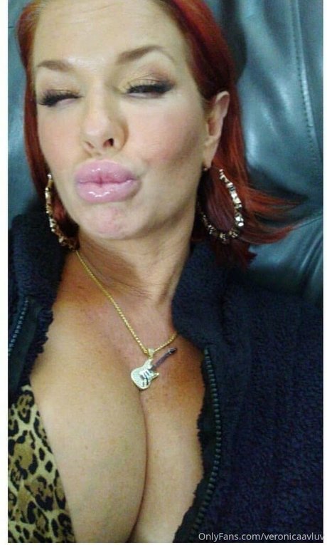 veronicaavluv hot star photos