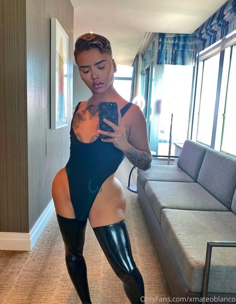 xmateoblanco art star photo