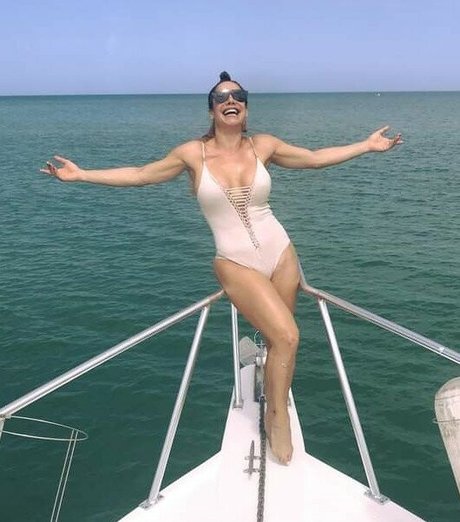 Lis Vega best model galleries