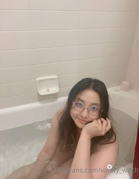 vanity witch star pretty pic