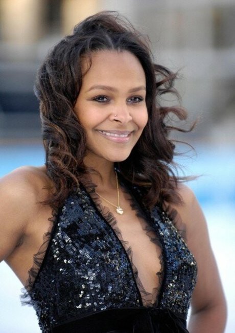 Samantha Mumba naked star pics