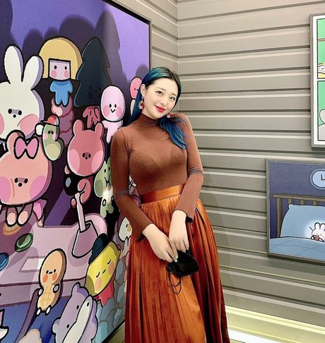 Seolhwa sexy actress photo