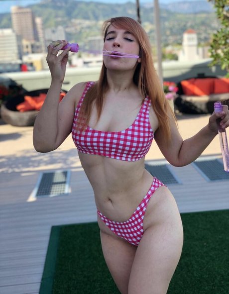 Lara Lunardi nice star pictures