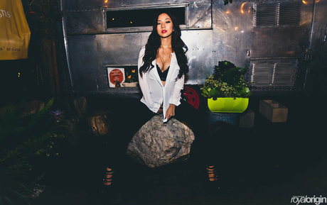 Sara Choi xxx star photo