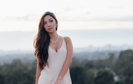 Sara Choi star erotic archive