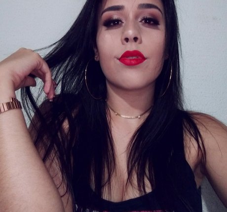 millenecarolina nude star image