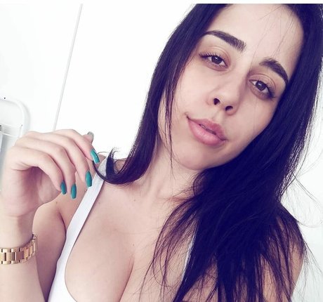 millenecarolina model free photo