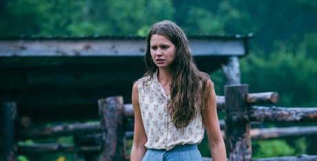 Avery Konrad star exclusive gallery