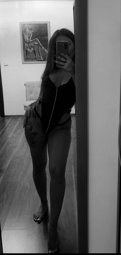 gretamarina nude pornstar picture