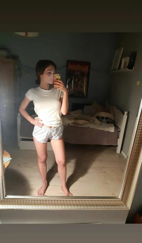 Sarczys porn star pic