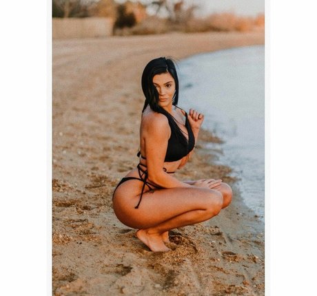 Kaylee Burnett pornstar nice gallery