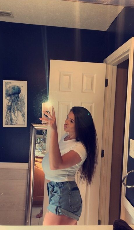 Kaylee Burnett nudes actress archive