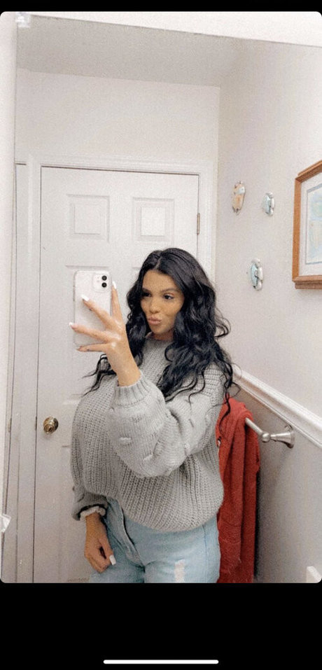 Kaylee Burnett art star archive