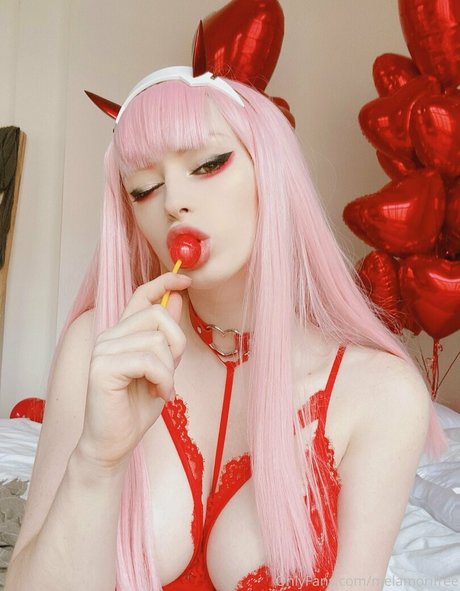 melamorifree model free photo