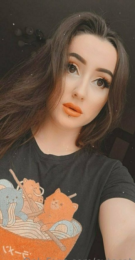 Cutecat pornstar beautiful img