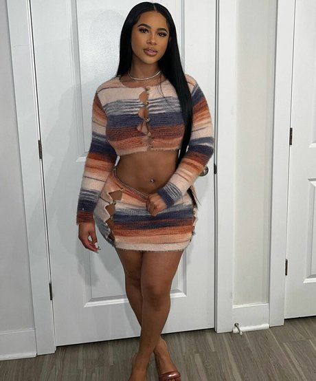 Toni Cheri model naked photo