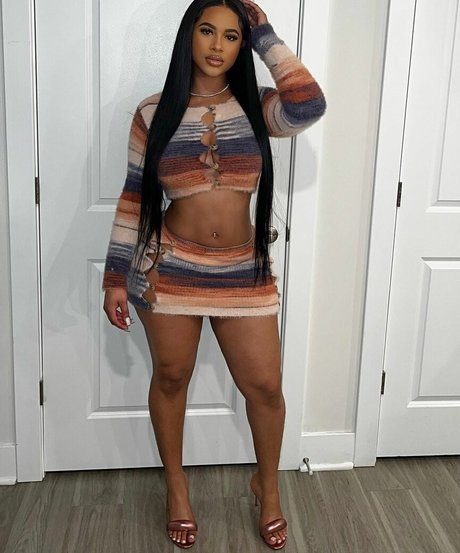 Toni Cheri model exclusive img