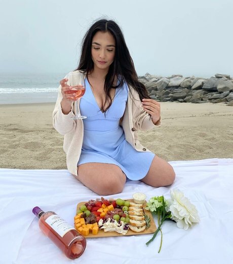 Giselle Calzadillas beautiful model galleries