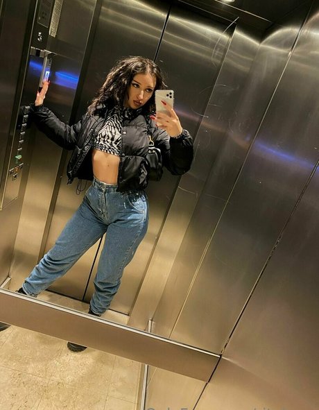 ritabryn star perfect pictures