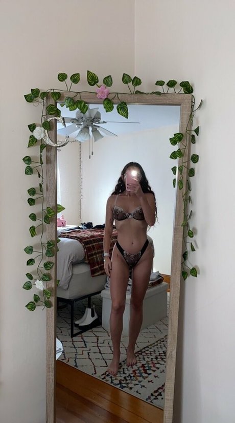 bbyblosssom hot pornstar image