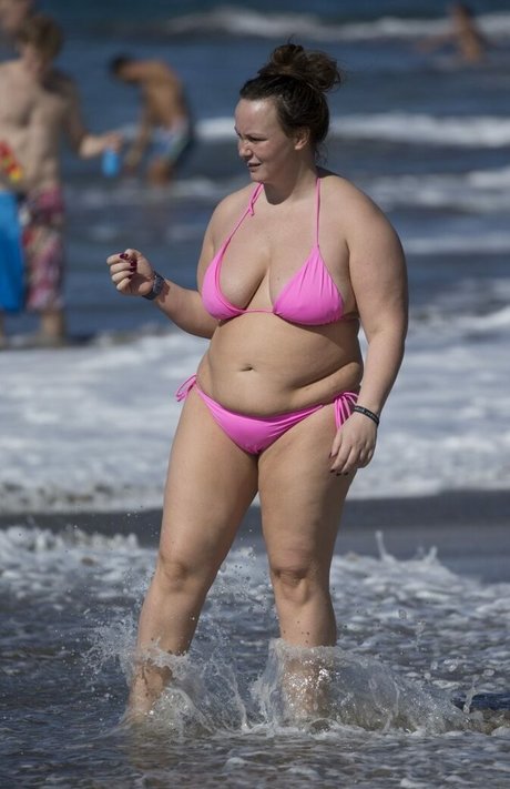 Chanelle Hayes hot star archive