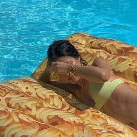 Michelle Choi porn model archive