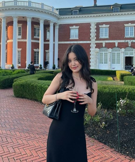 Michelle Choi nudes model picture