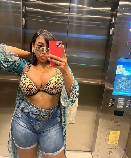 cristina celii beautiful model pic