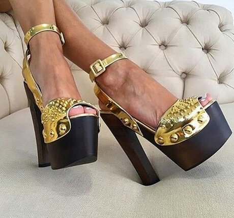 Francesca feet free model galleries