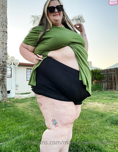 marshmallowgames model adult archive