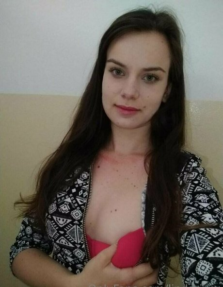 lindariver erotic pornstar image