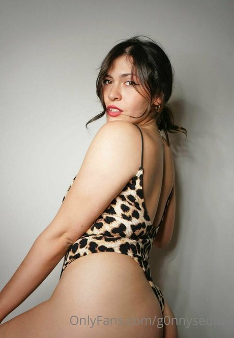 carrotplease pretty actress picture