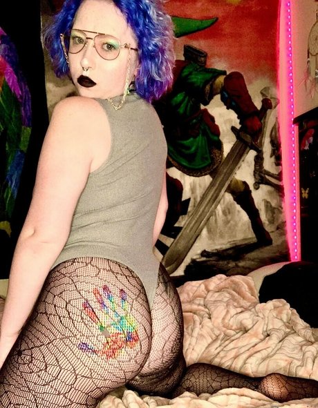 buggiii nudes actress photo