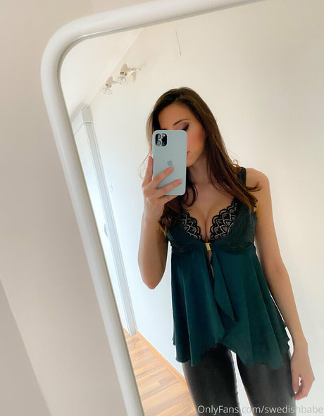 swedishbabe naked model photos