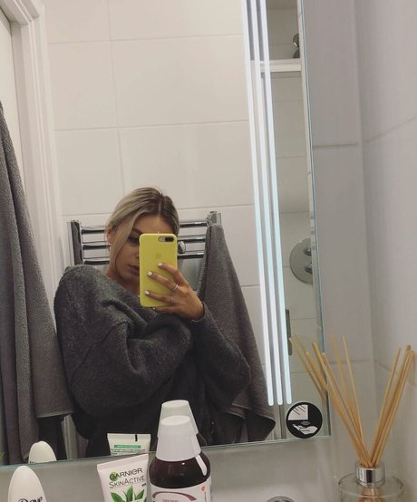 Andelika star exclusive galleries